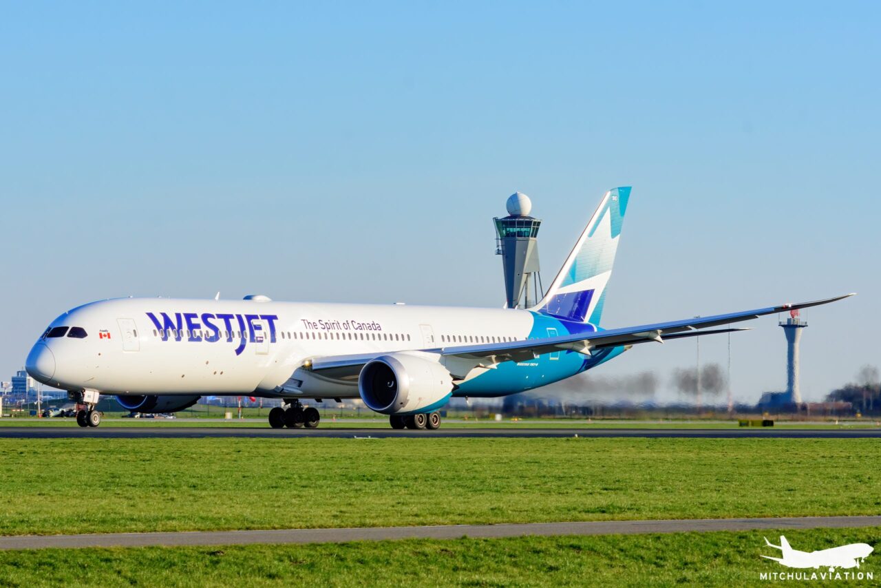 C-FAJA Boeing 787-9