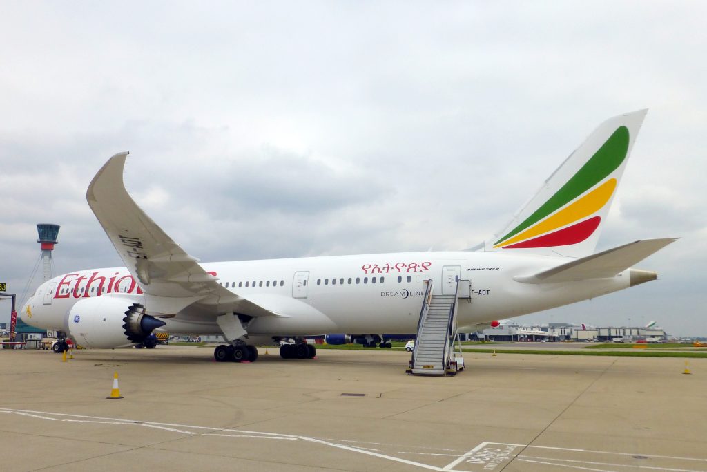 ET-AOT Boeing 787-8