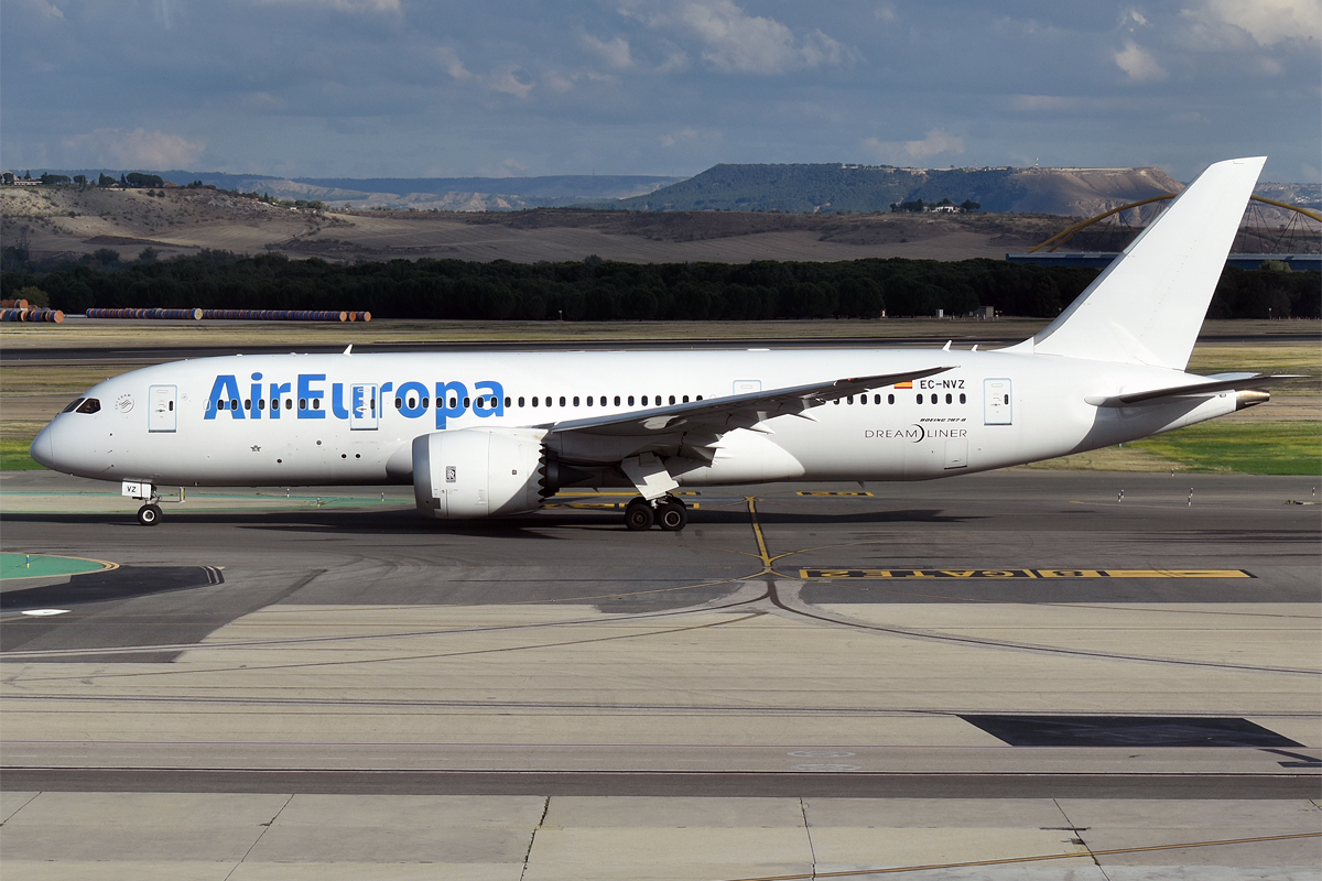 EC-NVZ Boeing 787-8