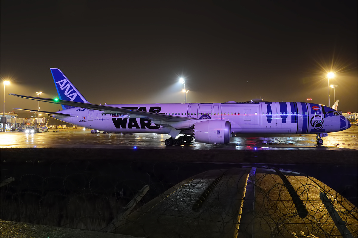 JA834A Boeing 787-8