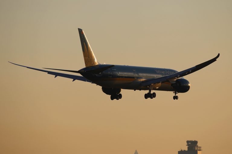 VN-A863 Boeing 787-9