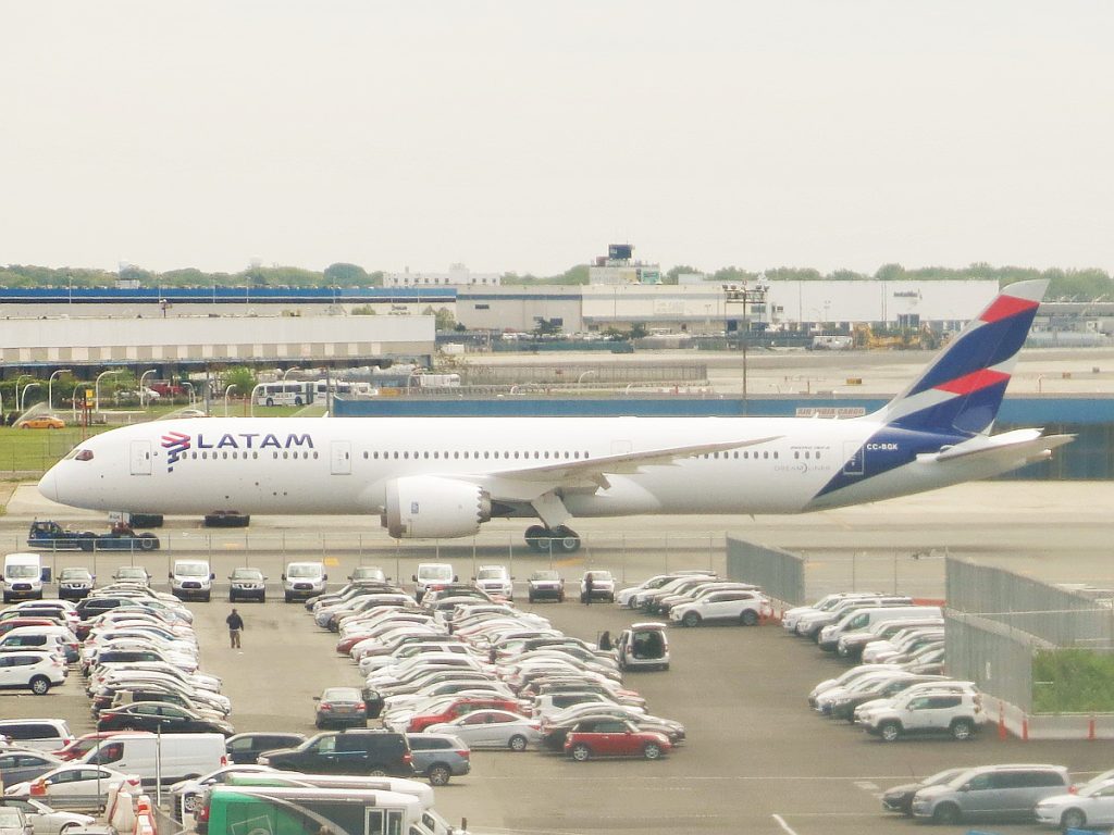 CC-BGK Boeing 787-9