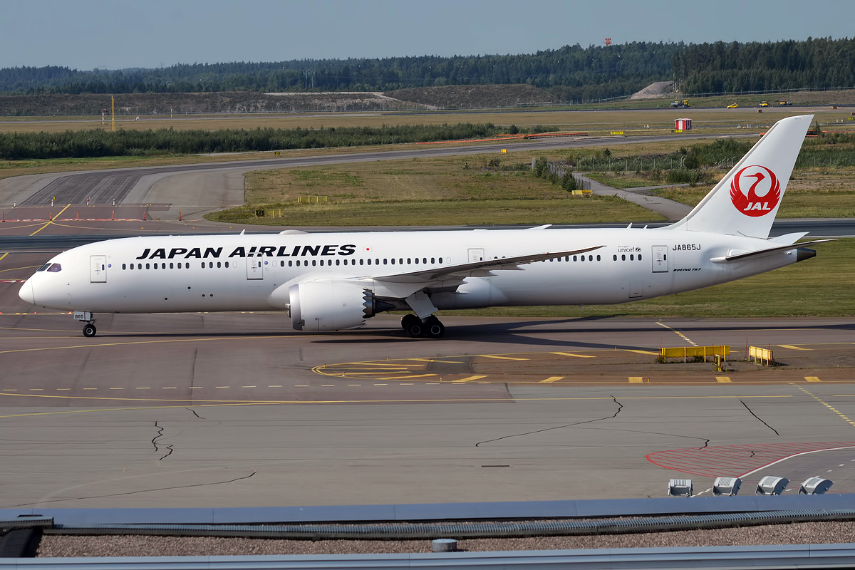 JA865J Boeing 787-9