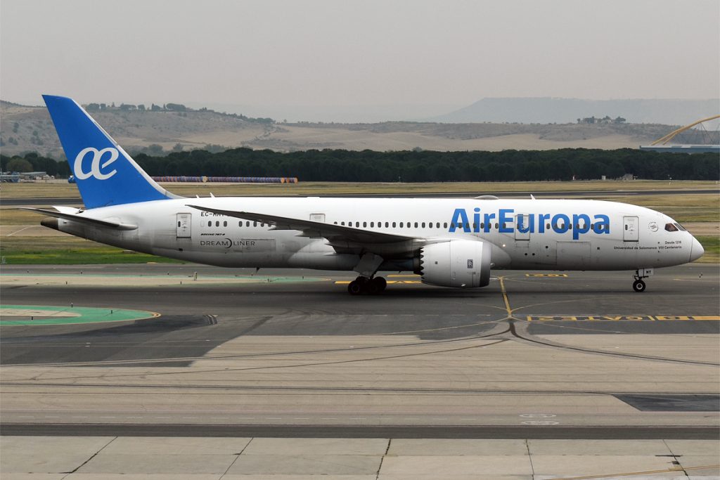 EC-MMY Boeing 787-8