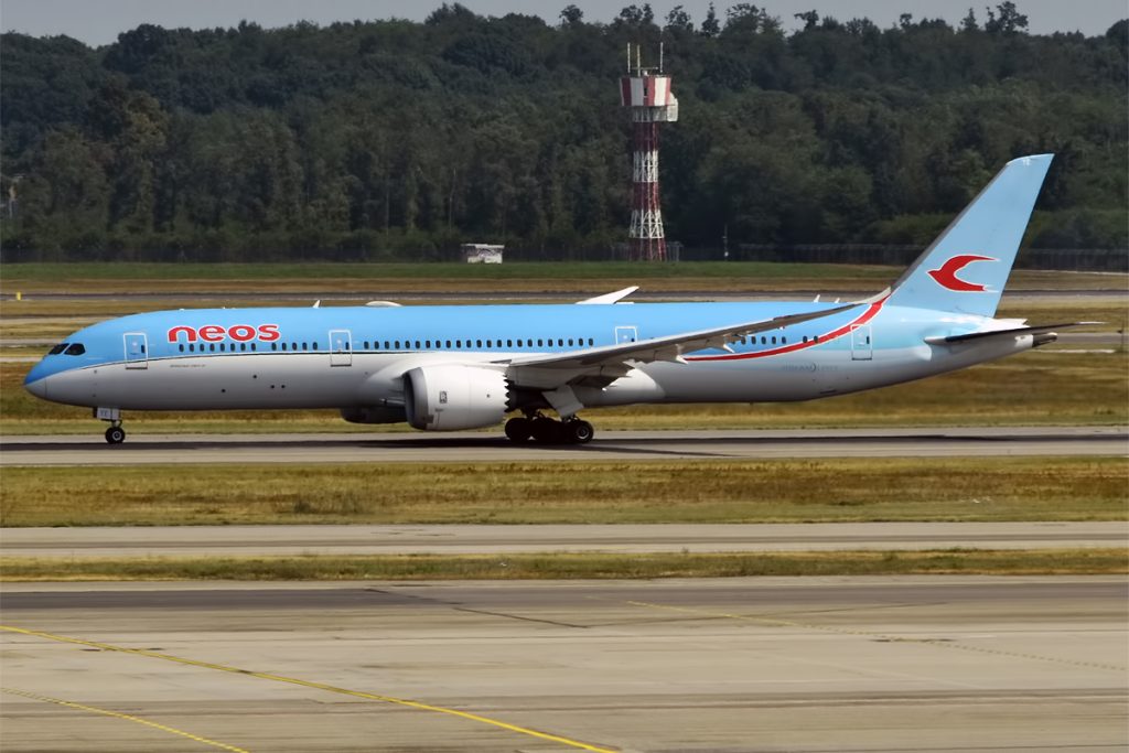 EI-NYE Boeing 787-9