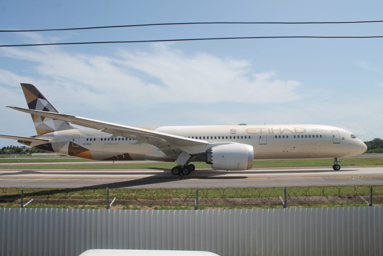 A6-BLO Boeing 787-9