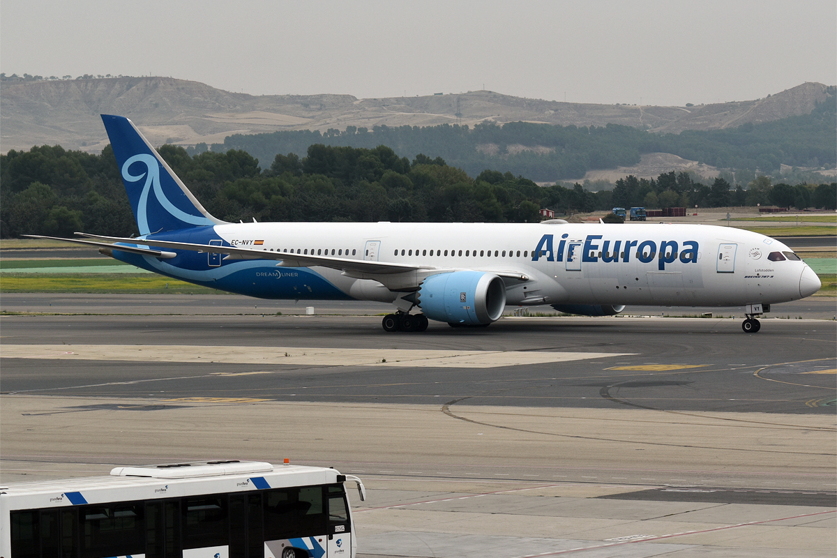 EC-NVY Boeing 787-8