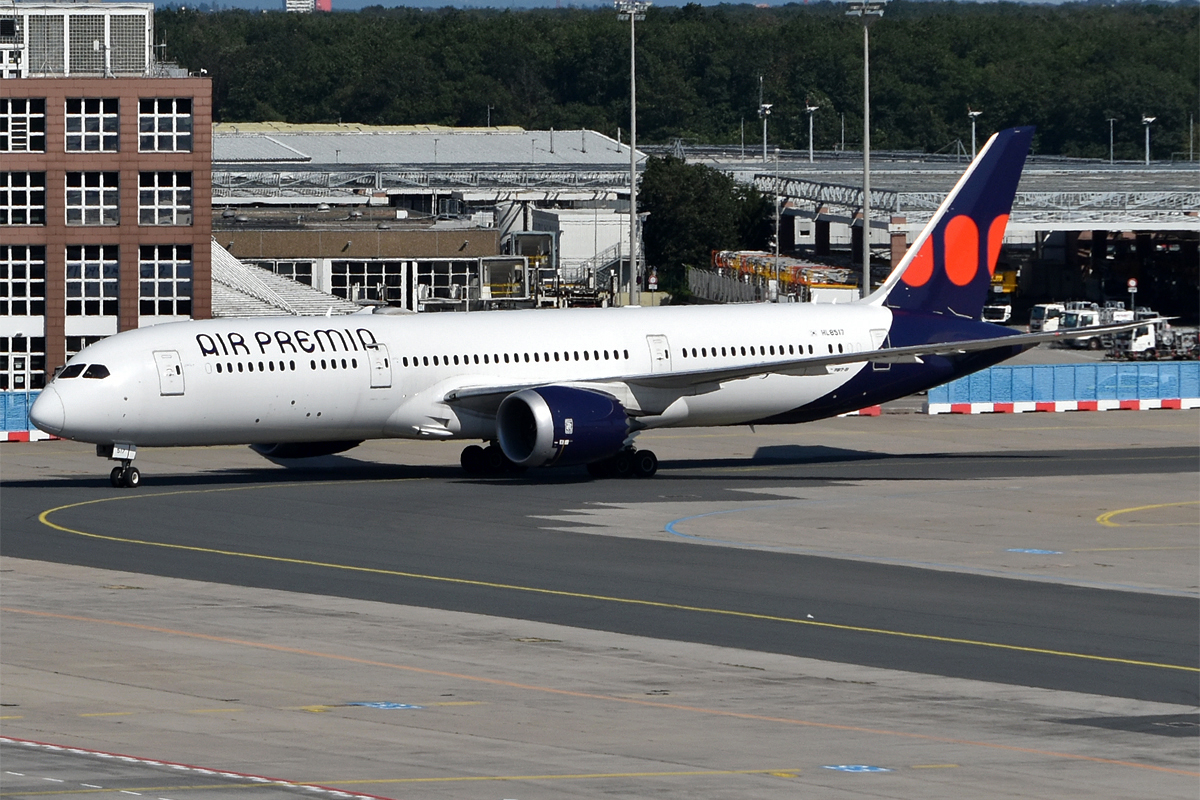 HL8517 Boeing 787-9