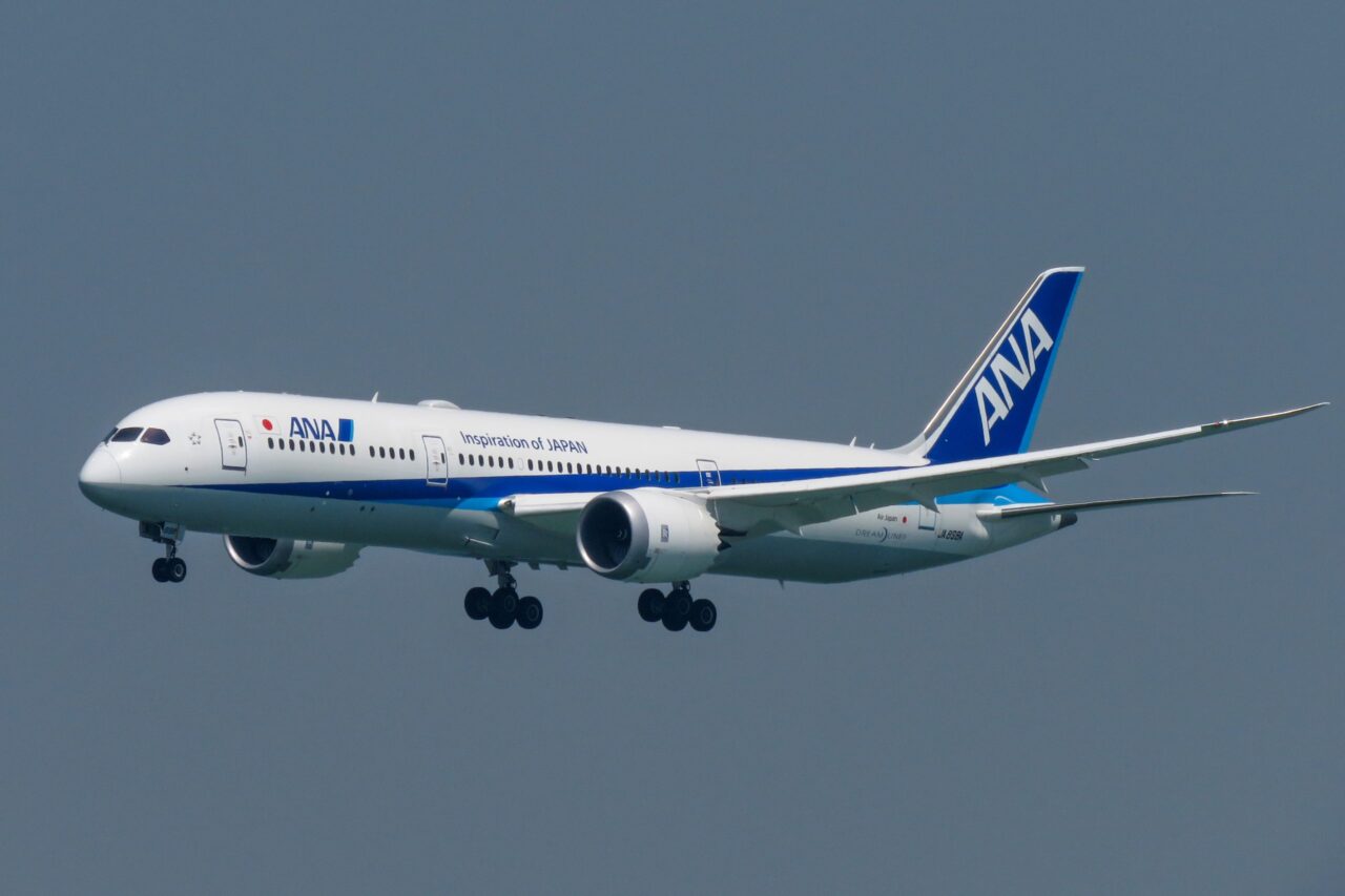 JA898A Boeing 787-9
