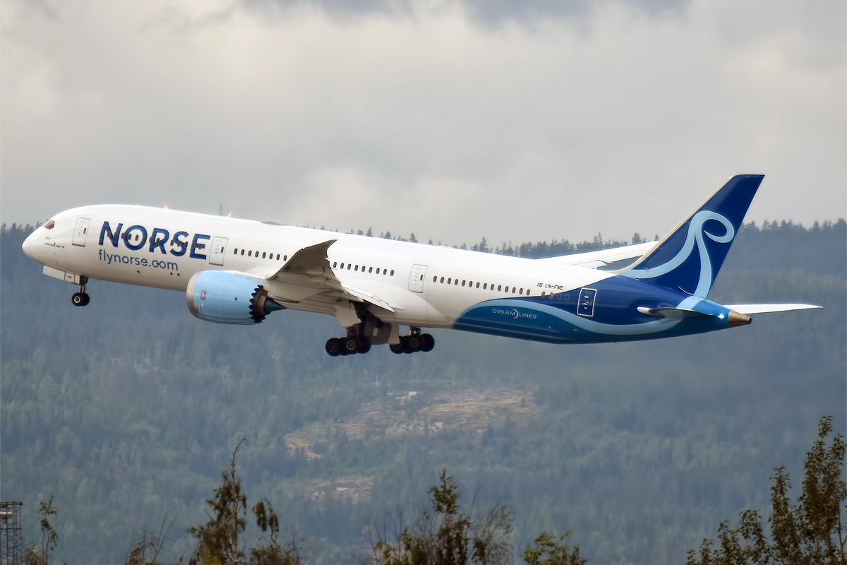 LN-FNE Boeing 787-9