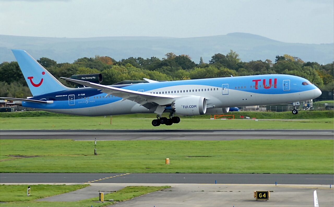 G-TUIM Boeing 787-9
