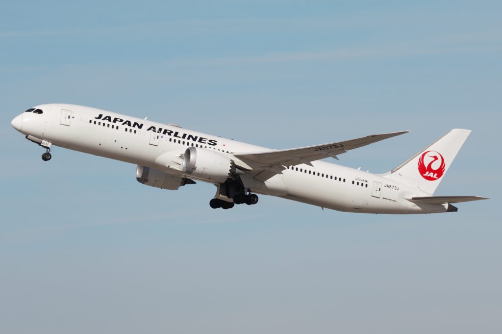JA873J Boeing 787-9