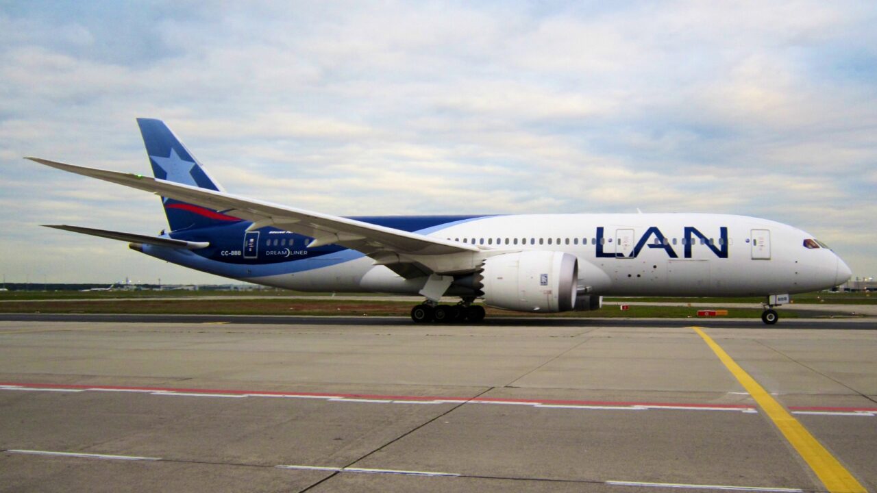 CC-BBB Boeing 787-8