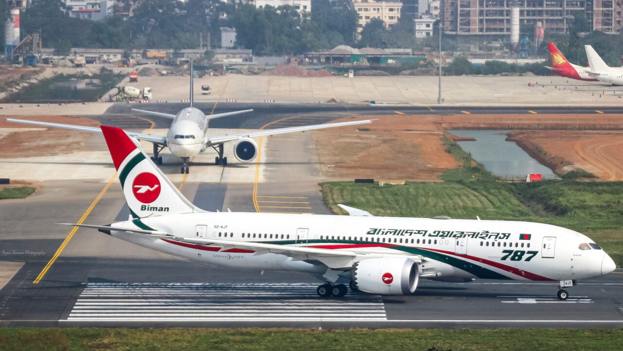 S2-AJT Boeing 787-8