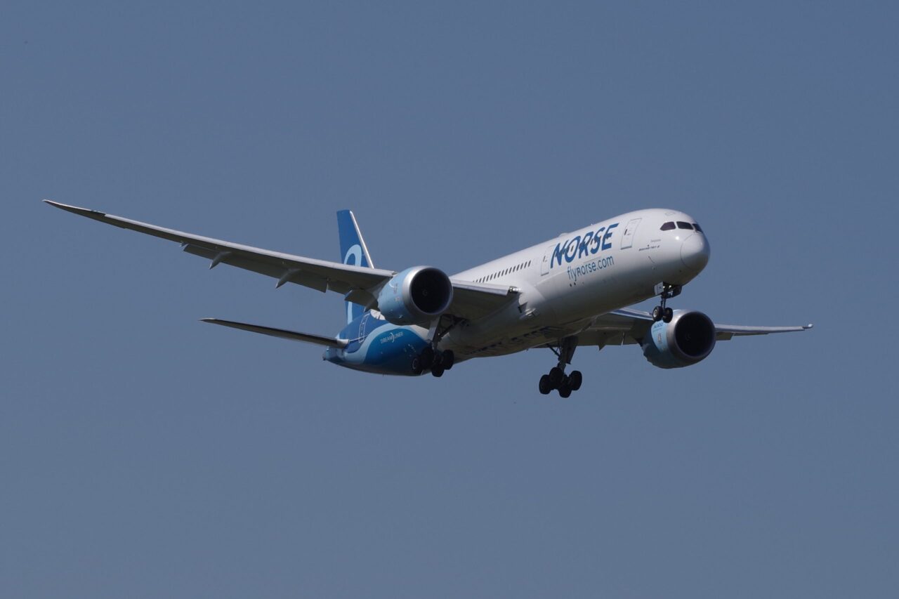 LN-FNL Boeing 787-9