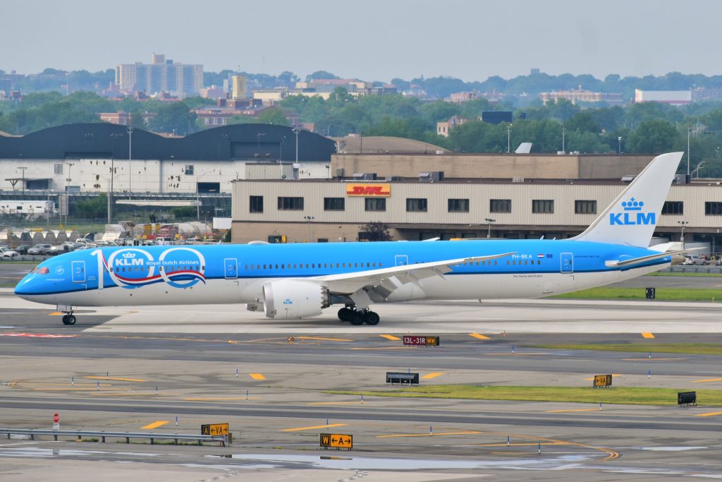 PH-BKA Boeing 787-10