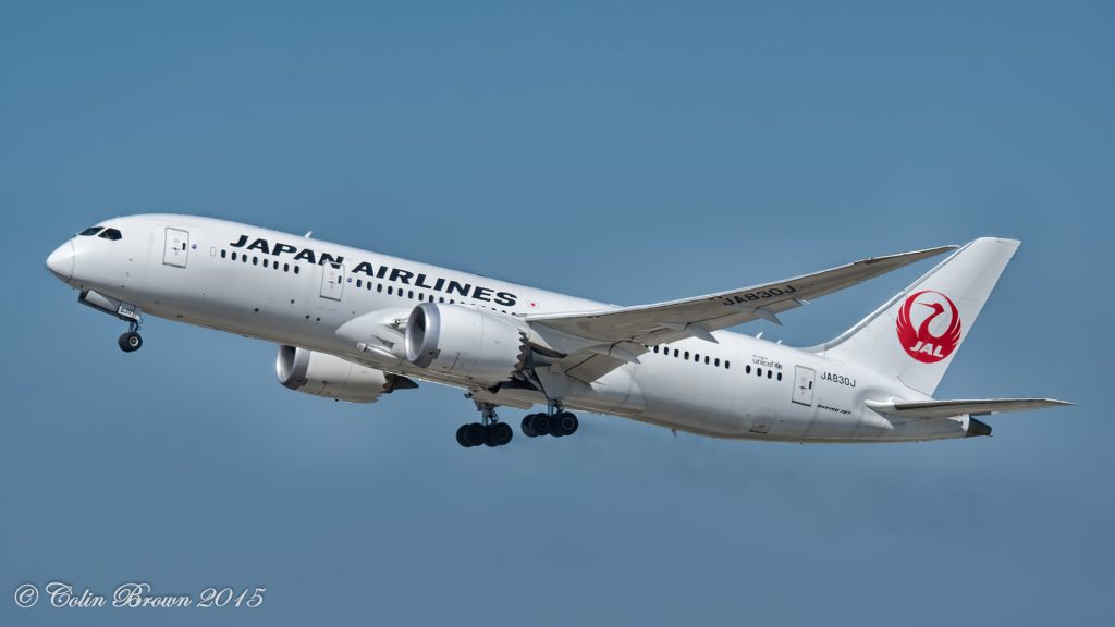 JA830J Boeing 787-8