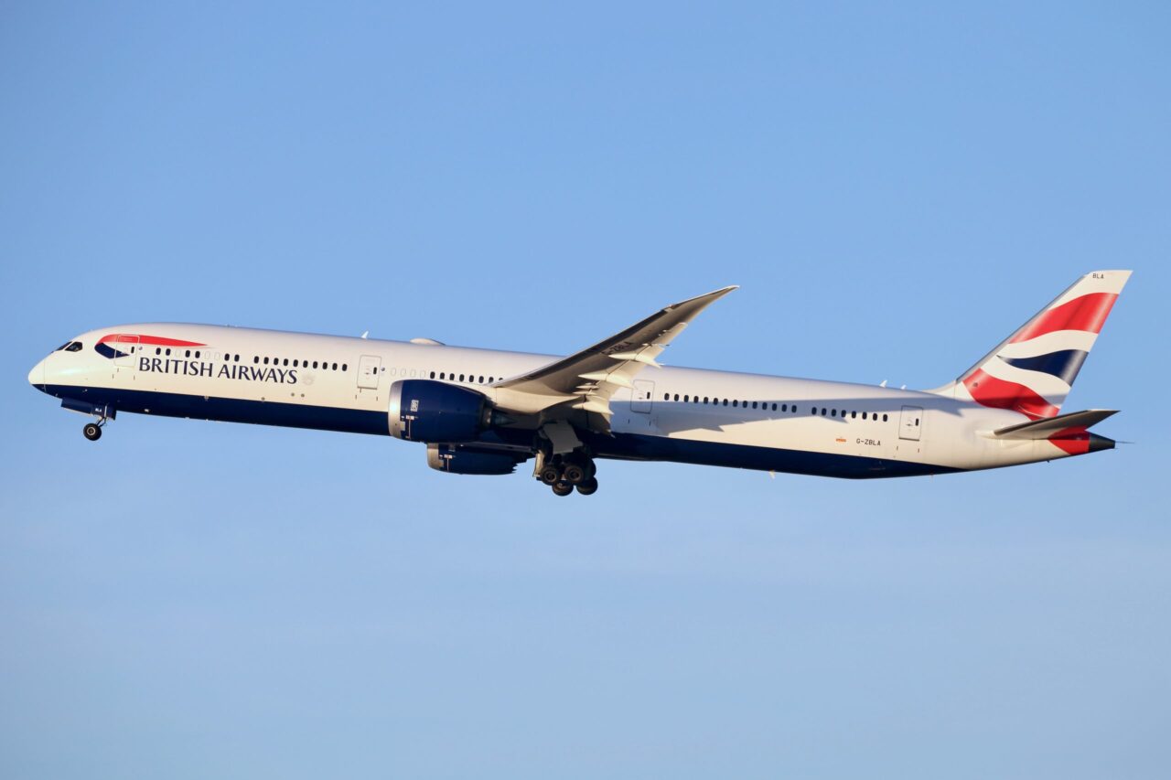 G-ZBLA Boeing 787-10